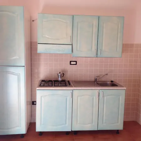 Modern 1 Bed Apartment Sleep 3 Sea View Only 700Mt From Sea Apartment