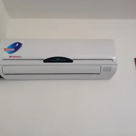 Apartment Modern 1 Bed Apartment Sleep 3 Sea View Only 700Mt From Sea